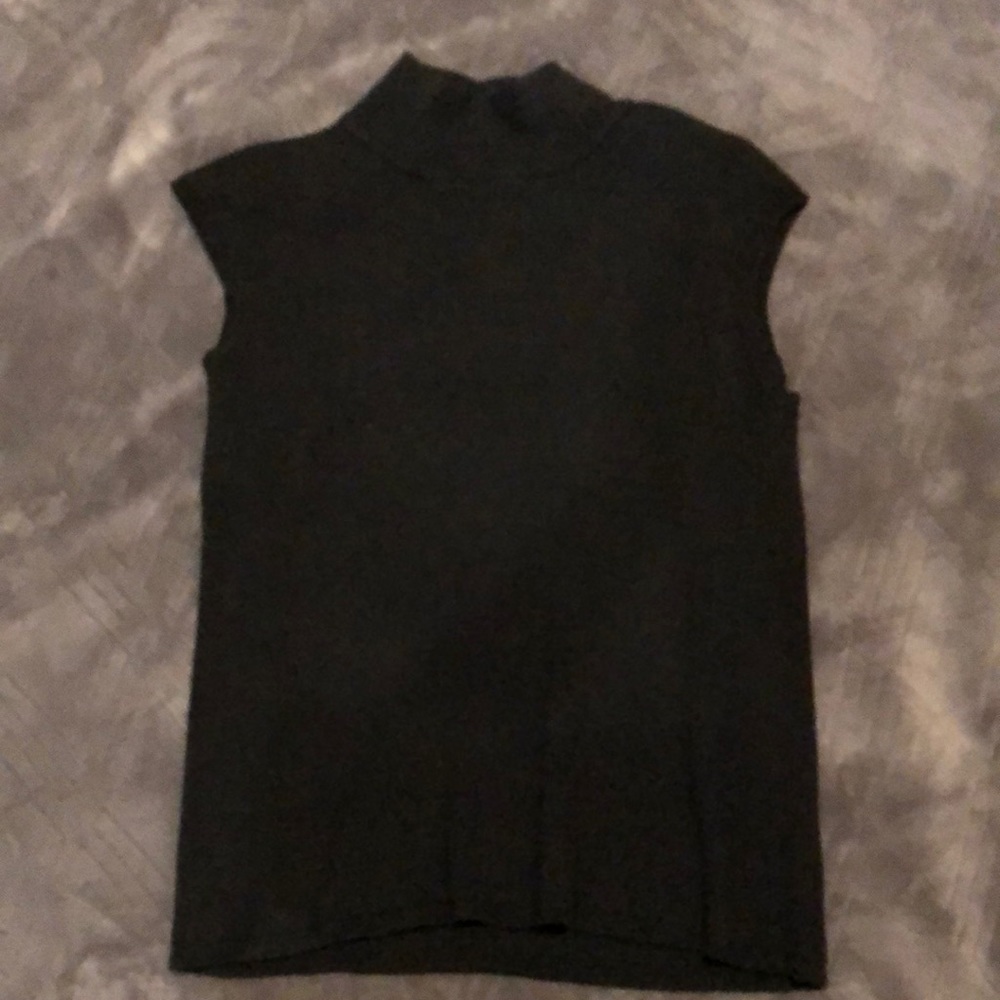 Turtle neck tank top